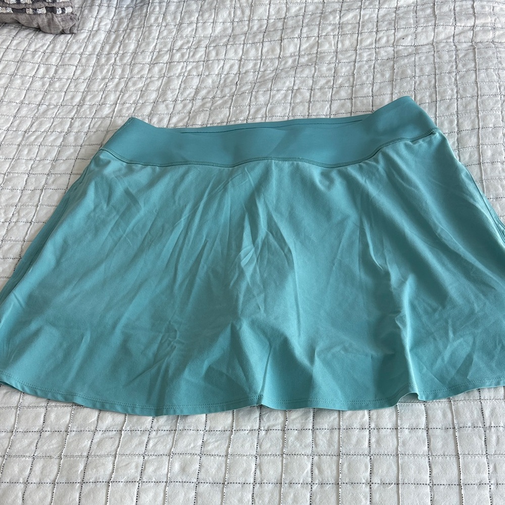 Puma Aqua Women’s Golf or Tennis Skort Sz L